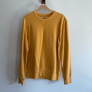 Men’s J.Crew sweater. Size: Medium
